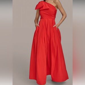 Donna Karan Taffeta One Shoulder Ball Gown